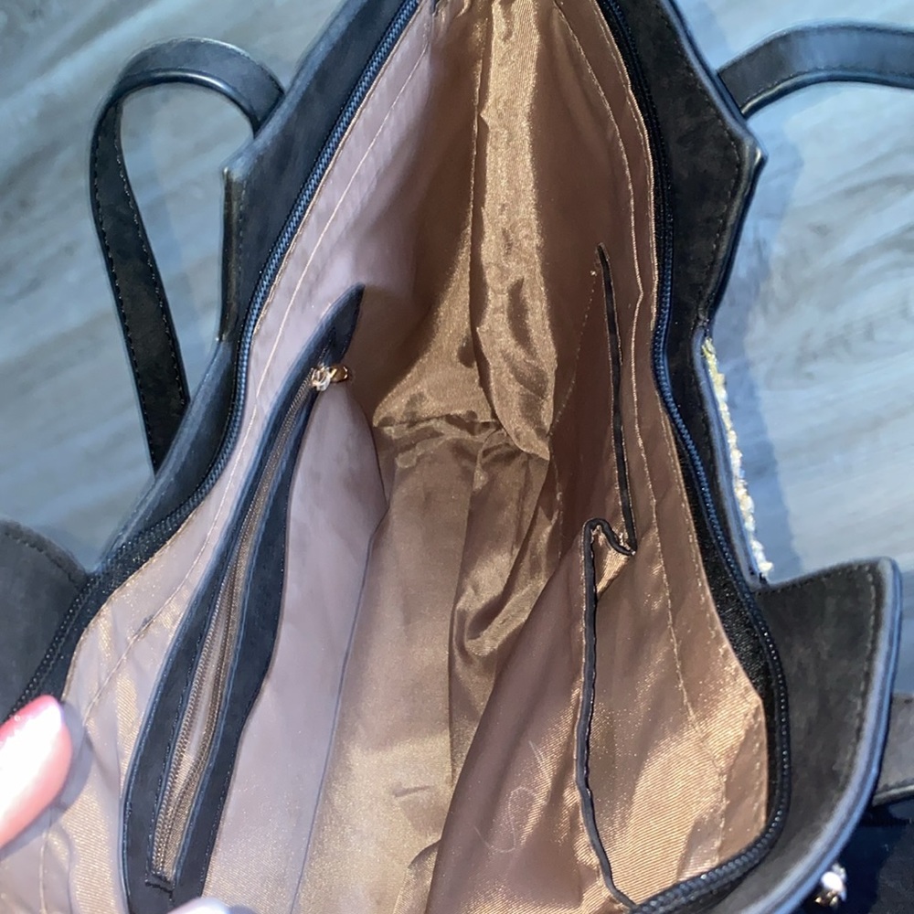 Unique handbag - Picture 8 of 10